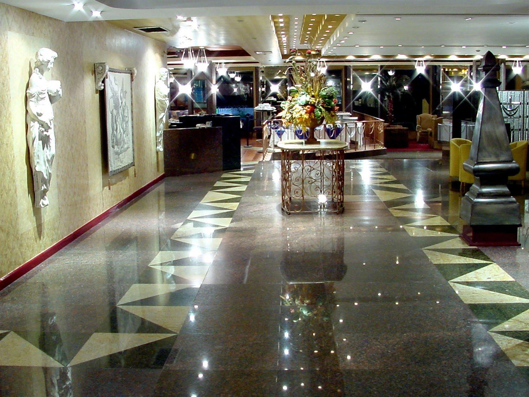 Hotel Cervantes Guadalajara Exterior foto